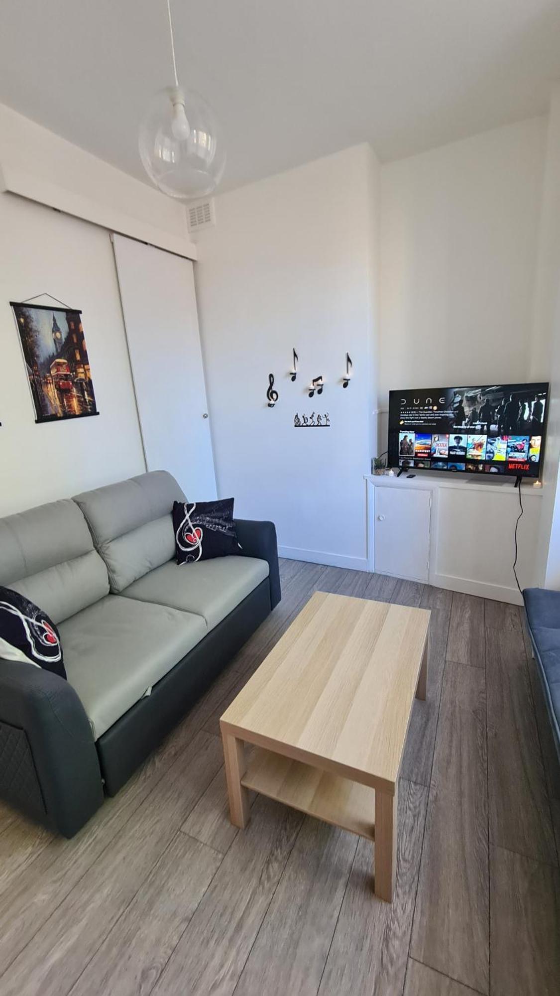 Beethoven St One Bedroom Flat - 3 Beds Up To 4 Adults Appartement Londres